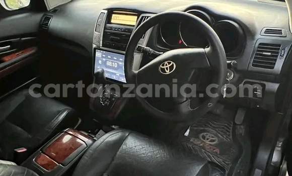 Nunua Ilio tumika Toyota Harrier Nyeusi Gari ndani ya Buhigwe nchini Kigoma