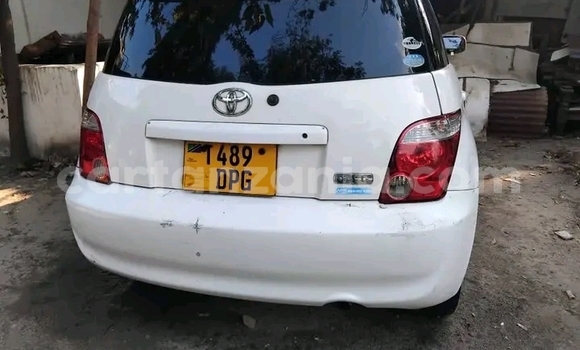 Buy Used Toyota Alphard White Car in Butiama in Mara
