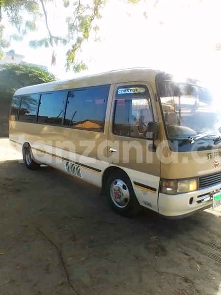 Big with watermark toyota coaster kigoma buhigwe 22980