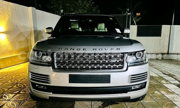 Nunua Ilio tumika Range Rover Evoque Nyeusi Gari ndani ya Buhigwe nchini Kigoma Nunua Ilio tumika Range Rover Evoque Nyeusi Gari ndani ya Buhigwe nchini Kigoma