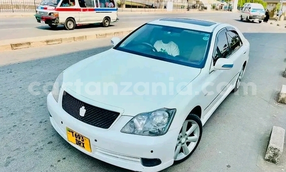 Buy Used Toyota Crown Other Car in Buhigwe in Kigoma Buy Used Toyota Crown Other Car in Buhigwe in Kigoma