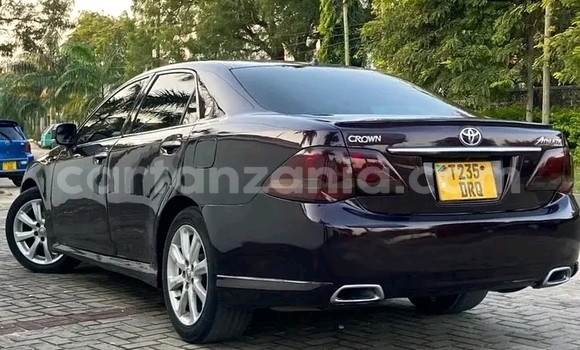 Buy Used Toyota Crown Black Car in Buhigwe in Kigoma Buy Used Toyota Crown Black Car in Buhigwe in Kigoma