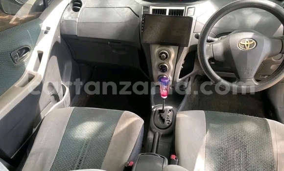 Nunua Ilio tumika Toyota Vitz Nyingine Gari ndani ya Buhigwe nchini Kigoma Nunua Ilio tumika Toyota Vitz Nyingine Gari ndani ya Buhigwe nchini Kigoma