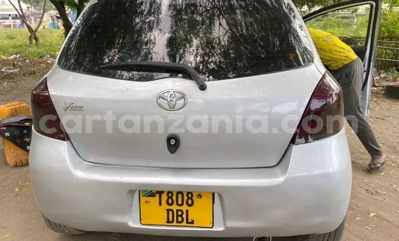 Nunua Ilio tumika Toyota Vitz Nyingine Gari ndani ya Buhigwe nchini Kigoma Nunua Ilio tumika Toyota Vitz Nyingine Gari ndani ya Buhigwe nchini Kigoma