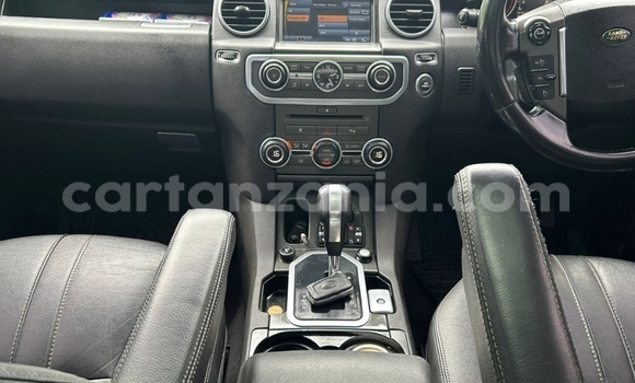 Buy Used Land Rover Discovery White Car in Dar es Salaam in Dar es Salaam Buy Used Land Rover Discovery White Car in Dar es Salaam in Dar es Salaam