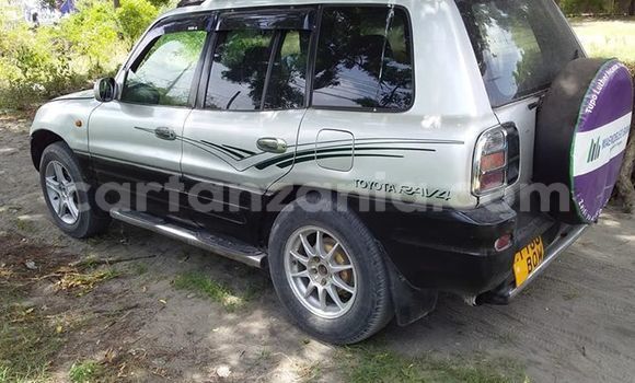 Buy Used Toyota RAV4 Silver Car in Dar es Salaam in Dar es Salaam Buy Used Toyota RAV4 Silver Car in Dar es Salaam in Dar es Salaam