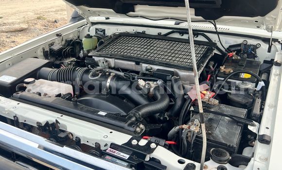 Buy Import Toyota Land Cruiser White Car in Dar es Salaam in Dar es Salaam Buy Import Toyota Land Cruiser White Car in Dar es Salaam in Dar es Salaam
