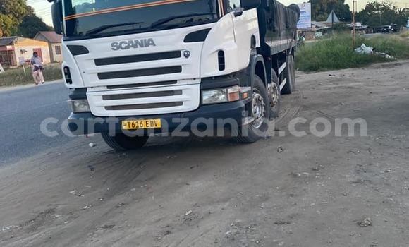 Buy Used Scania Irizar White Truck in Bagamoyo in Pwani