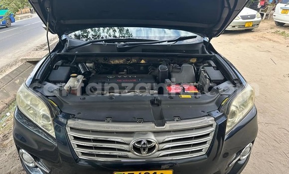 Nunua Ilio tumika Toyota Vanguard Nyeusi Gari ndani ya Babati Mjini nchini Manyara Nunua Ilio tumika Toyota Vanguard Nyeusi Gari ndani ya Babati Mjini nchini Manyara