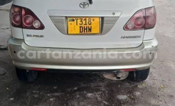 Buy Used Toyota Harrier White Car in Bahi in Dodoma Buy Used Toyota Harrier White Car in Bahi in Dodoma