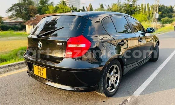 Nunua Ilio tumika BMW 1-Series Nyeusi Gari ndani ya Vijijini vya Babati nchini Manyara Nunua Ilio tumika BMW 1-Series Nyeusi Gari ndani ya Vijijini vya Babati nchini Manyara