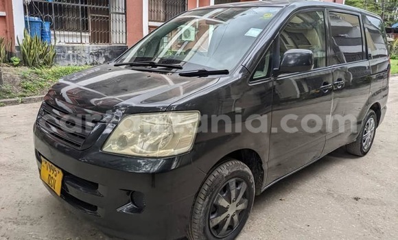 Nunua Ilio tumika Toyota Noah Nyeusi Gari ndani ya Babati Mjini nchini Manyara Nunua Ilio tumika Toyota Noah Nyeusi Gari ndani ya Babati Mjini nchini Manyara