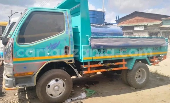 Nunua Ilio tumika Mitsubishi L400 Nyingine Lori ndani ya Bahi nchini Dodoma Nunua Ilio tumika Mitsubishi L400 Nyingine Lori ndani ya Bahi nchini Dodoma