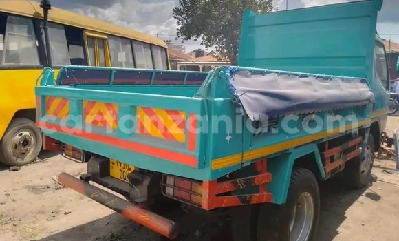 Nunua Ilio tumika Mitsubishi L400 Nyingine Lori ndani ya Bahi nchini Dodoma Nunua Ilio tumika Mitsubishi L400 Nyingine Lori ndani ya Bahi nchini Dodoma