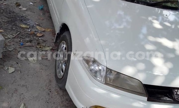Nunua Ilio tumika Toyota Carina Nyeupe Gari ndani ya Bagamoyo nchini Pwani Nunua Ilio tumika Toyota Carina Nyeupe Gari ndani ya Bagamoyo nchini Pwani