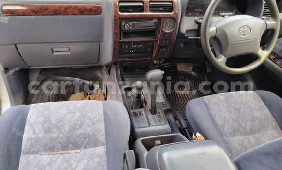 Nunua Ilio tumika Toyota Prado Nyingine Gari ndani ya Vijijini vya Babati nchini Manyara Nunua Ilio tumika Toyota Prado Nyingine Gari ndani ya Vijijini vya Babati nchini Manyara