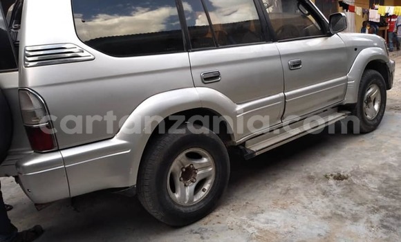 Nunua Ilio tumika Toyota Prado Nyingine Gari ndani ya Vijijini vya Babati nchini Manyara Nunua Ilio tumika Toyota Prado Nyingine Gari ndani ya Vijijini vya Babati nchini Manyara