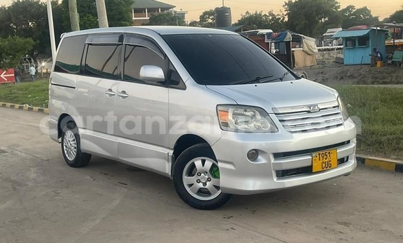 Buy Used Toyota Noah Other Car in Babati Rural in Manyara