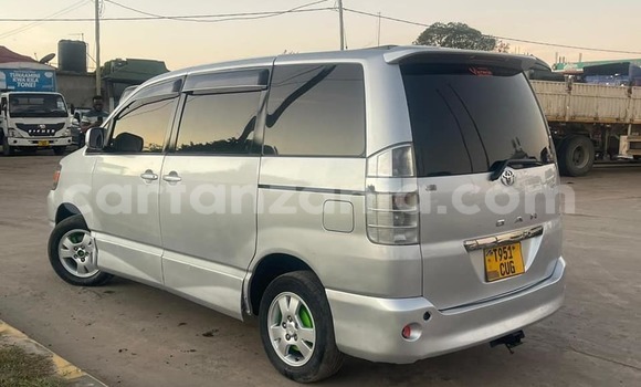 Buy Used Toyota Noah Other Car in Babati Rural in Manyara Buy Used Toyota Noah Other Car in Babati Rural in Manyara