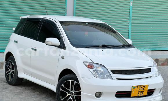 Nunua Ilio tumika Toyota IST Nyeupe Gari ndani ya Ilala nchini Dar es Salaam Nunua Ilio tumika Toyota IST Nyeupe Gari ndani ya Ilala nchini Dar es Salaam