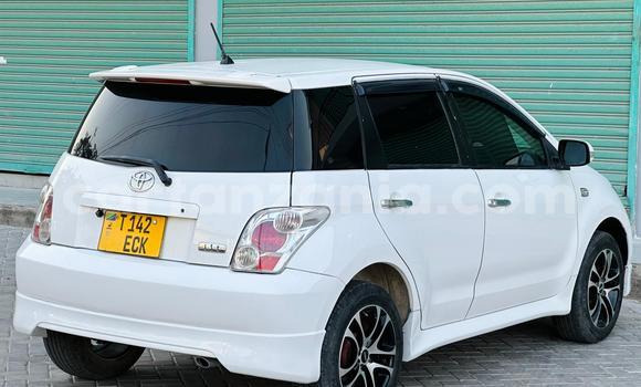 Nunua Ilio tumika Toyota IST Nyeupe Gari ndani ya Ilala nchini Dar es Salaam Nunua Ilio tumika Toyota IST Nyeupe Gari ndani ya Ilala nchini Dar es Salaam