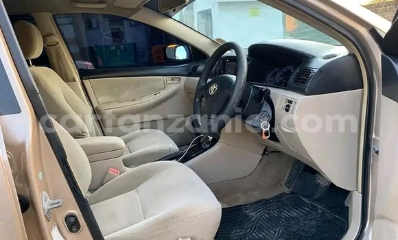 Nunua Ilio tumika Toyota Runx Fedha Gari ndani ya Chato nchini Geita Nunua Ilio tumika Toyota Runx Fedha Gari ndani ya Chato nchini Geita