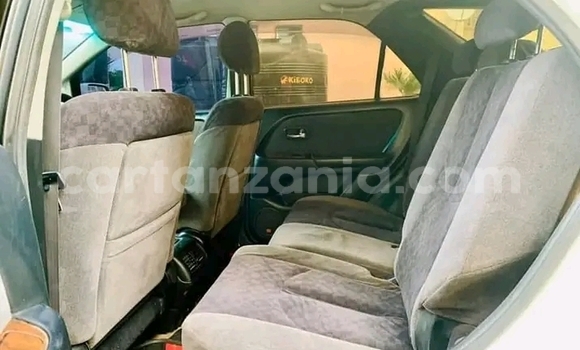 Nunua Ilio tumika Toyota Harrier Nyeupe Gari ndani ya Buhigwe nchini Kigoma Nunua Ilio tumika Toyota Harrier Nyeupe Gari ndani ya Buhigwe nchini Kigoma