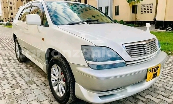 Nunua Ilio tumika Toyota Harrier Nyeupe Gari ndani ya Buhigwe nchini Kigoma Nunua Ilio tumika Toyota Harrier Nyeupe Gari ndani ya Buhigwe nchini Kigoma