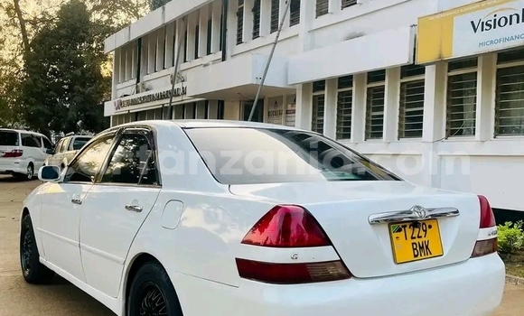 Nunua Ilio tumika Toyota Mark II Nyeupe Gari ndani ya Bwanga nchini Kagera Nunua Ilio tumika Toyota Mark II Nyeupe Gari ndani ya Bwanga nchini Kagera