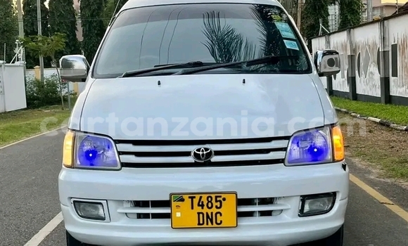 Nunua Ilio tumika Toyota Noah Nyeupe Gari ndani ya Buhigwe nchini Kigoma Nunua Ilio tumika Toyota Noah Nyeupe Gari ndani ya Buhigwe nchini Kigoma