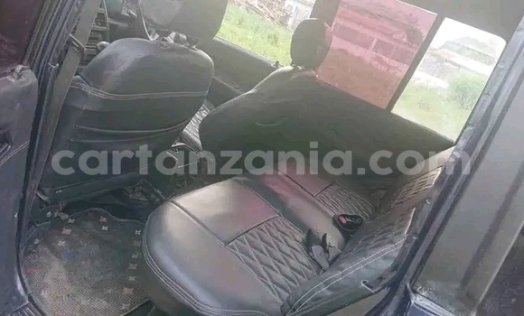 Nunua Ilio tumika Suzuki Escudo Nyeusi Gari ndani ya Buhigwe nchini Kigoma Nunua Ilio tumika Suzuki Escudo Nyeusi Gari ndani ya Buhigwe nchini Kigoma