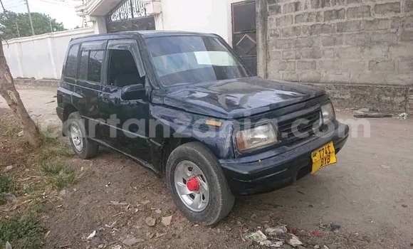 Nunua Ilio tumika Suzuki Escudo Nyeusi Gari ndani ya Buhigwe nchini Kigoma Nunua Ilio tumika Suzuki Escudo Nyeusi Gari ndani ya Buhigwe nchini Kigoma