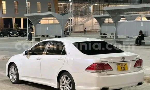 Buy Used Toyota Altis White Car in Buhigwe in Kigoma Buy Used Toyota Altis White Car in Buhigwe in Kigoma