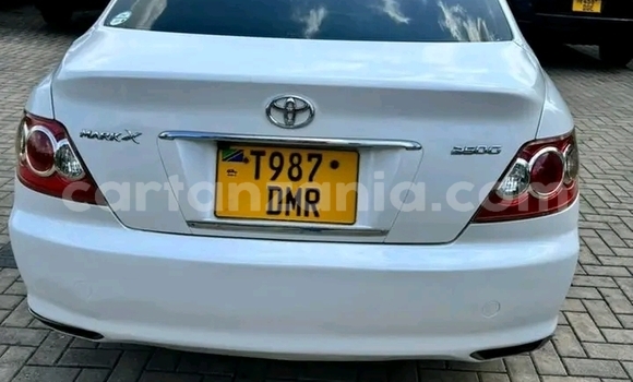 Buy Used Toyota Mark X White Car in Biharamulo in Kagera Buy Used Toyota Mark X White Car in Biharamulo in Kagera