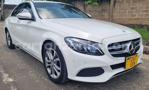 Nunua Ilio tumika Mercedes-Benz C250 coupe Nyingine Gari ndani ya Dar es Salaam nchini Dar es Salaam Nunua Ilio tumika Mercedes-Benz C250 coupe Nyingine Gari ndani ya Dar es Salaam nchini Dar es Salaam