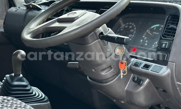 Buy Used Mitsubishi Fuso Fighter Blue Truck in Dar es Salaam in Dar es Salaam Buy Used Mitsubishi Fuso Fighter Blue Truck in Dar es Salaam in Dar es Salaam