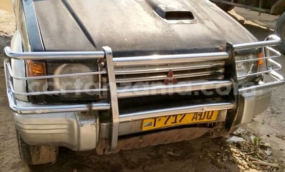 Buy Used Mitsubishi Pajero Blue Car in Dar es Salaam in Dar es Salaam Buy Used Mitsubishi Pajero Blue Car in Dar es Salaam in Dar es Salaam