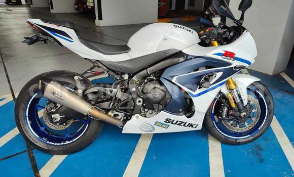 Buy Used Suzuki GSXR White Bike in Arusha in Arusha Buy Used Suzuki GSXR White Bike in Arusha in Arusha