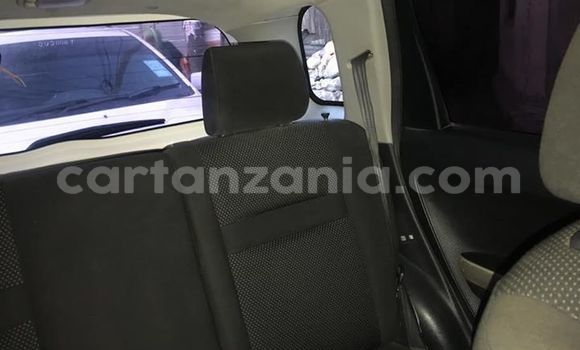 Nunua Ilio tumika Toyota IST Nyeupe Gari ndani ya Dar es Salaam nchini Dar es Salaam Nunua Ilio tumika Toyota IST Nyeupe Gari ndani ya Dar es Salaam nchini Dar es Salaam