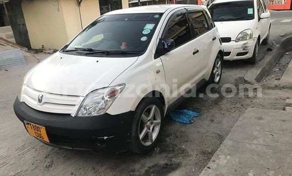 Nunua Ilio tumika Toyota IST Nyeupe Gari ndani ya Dar es Salaam nchini Dar es Salaam Nunua Ilio tumika Toyota IST Nyeupe Gari ndani ya Dar es Salaam nchini Dar es Salaam