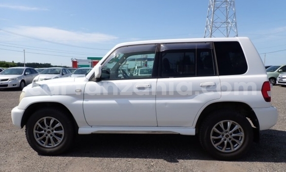 Nunua Imported Mitsubishi Pajero iO Nyeupe Gari ndani ya Dar es Salaam nchini Dar es Salaam Nunua Imported Mitsubishi Pajero iO Nyeupe Gari ndani ya Dar es Salaam nchini Dar es Salaam