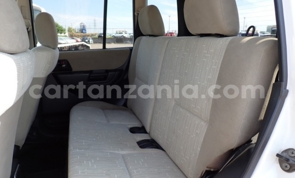 Nunua Imported Mitsubishi Pajero iO Nyeupe Gari ndani ya Dar es Salaam nchini Dar es Salaam Nunua Imported Mitsubishi Pajero iO Nyeupe Gari ndani ya Dar es Salaam nchini Dar es Salaam