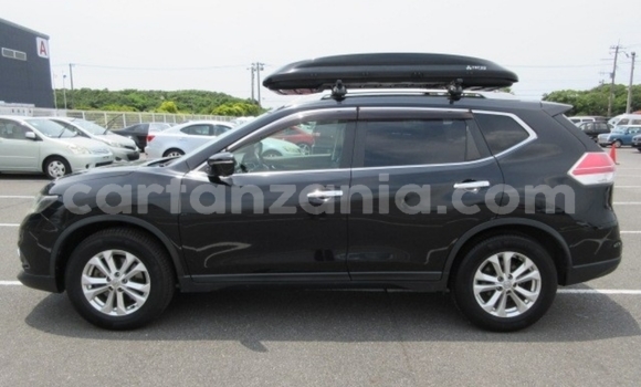 Nunua Imported Nissan X–Trail Nyeusi Gari ndani ya Dar es Salaam nchini Dar es Salaam Nunua Imported Nissan X–Trail Nyeusi Gari ndani ya Dar es Salaam nchini Dar es Salaam