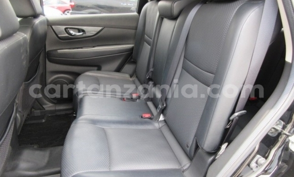 Nunua Imported Nissan X–Trail Nyeusi Gari ndani ya Dar es Salaam nchini Dar es Salaam Nunua Imported Nissan X–Trail Nyeusi Gari ndani ya Dar es Salaam nchini Dar es Salaam