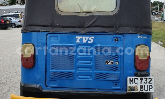 Buy Used Bajaj AVENGER Blue Bike in Dar es Salaam in Dar es Salaam Buy Used Bajaj AVENGER Blue Bike in Dar es Salaam in Dar es Salaam