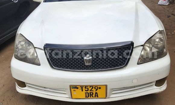 Buy Used Toyota Crown White Car in Dar es Salaam in Dar es Salaam Buy Used Toyota Crown White Car in Dar es Salaam in Dar es Salaam