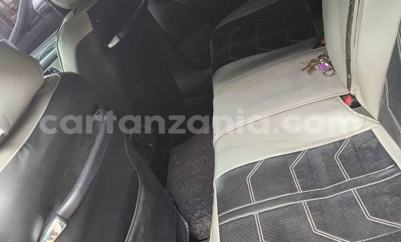 Buy Used Toyota Crown White Car in Dar es Salaam in Dar es Salaam Buy Used Toyota Crown White Car in Dar es Salaam in Dar es Salaam