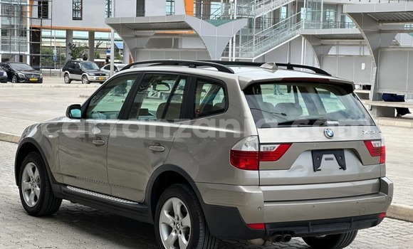 Nunua Ilio tumika BMW X3 Beige Gari ndani ya Dar es Salaam nchini Dar es Salaam Nunua Ilio tumika BMW X3 Beige Gari ndani ya Dar es Salaam nchini Dar es Salaam