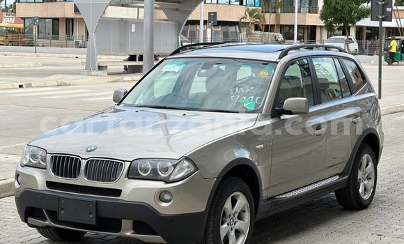 Nunua Ilio tumika BMW X3 Beige Gari ndani ya Dar es Salaam nchini Dar es Salaam Nunua Ilio tumika BMW X3 Beige Gari ndani ya Dar es Salaam nchini Dar es Salaam