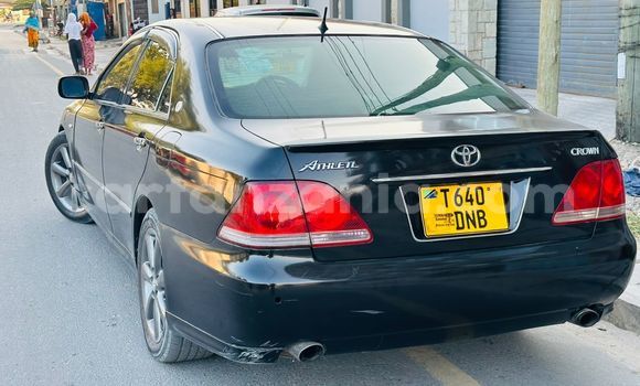 Nunua Ilio tumika Toyota Crown Nyeusi Gari ndani ya Dar es Salaam nchini Dar es Salaam Nunua Ilio tumika Toyota Crown Nyeusi Gari ndani ya Dar es Salaam nchini Dar es Salaam